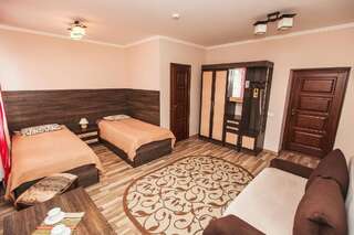 Мини-отель Slavyanskaya Hata Hotel Барановичи Улучшенный двухместный номер с 2 отдельными кроватями-16